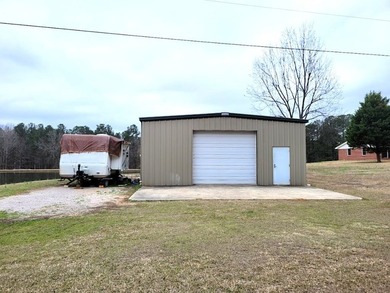 Great opportunity to own a business & live next to it. 3 bedroom - photo 49