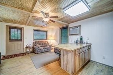 Escape to the peace and privacy of this charming 2-bedroom - photo 10