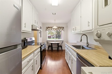 Desired 1 Bedroom end unit ranch model in the beautiful 55+ - photo 5