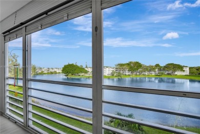 (private lake, pond, creek) Condo For Sale in Deerfield Beach Florida