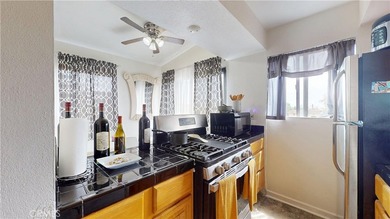 Discover this beautifully maintained 2-bedroom, 2-bathroom condo - photo 7