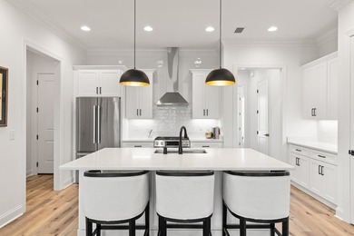 *Fully Furnished Brady MODEL - this is a true turn-key - photo 11