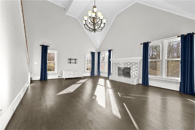 The seller has just made a significant price IMPROVEMENT - photo 16