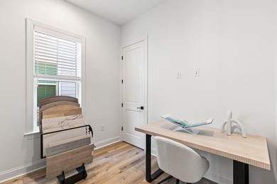 *Fully Furnished Brady MODEL - this is a true turn-key - photo 17