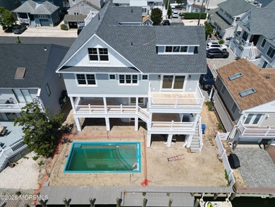 Exceptional new construction waterfront home in Normandy Beach - photo 21