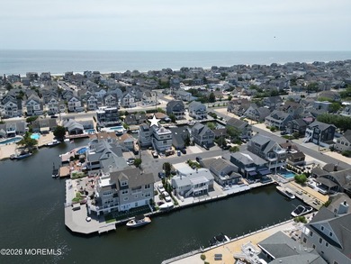 Exceptional new construction waterfront home in Normandy Beach - photo 22