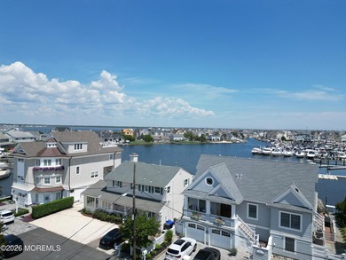 Exceptional new construction waterfront home in Normandy Beach - photo 27