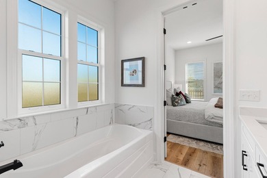 *Fully Furnished Brady MODEL - this is a true turn-key - photo 30