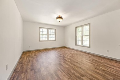 Completely remodeled home featuring brand-new flooring, fresh - photo 33