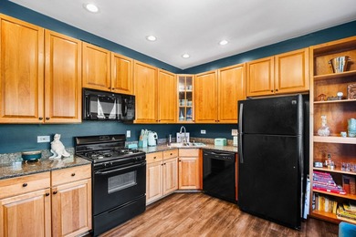 Welcome to Southport Corridor/Graceland West! This inviting home - photo 6