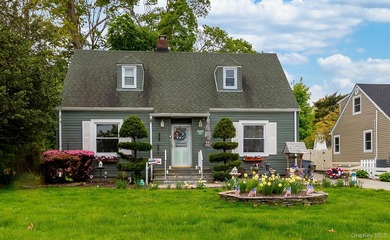 Welcome To The Sought After Lawrence Farms Area!!! This 1947 - photo 1