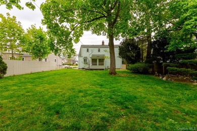 Welcome To The Sought After Lawrence Farms Area!!! This 1947 - photo 8