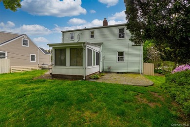 Welcome To The Sought After Lawrence Farms Area!!! This 1947 - photo 9