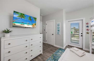 LOCATION,LOCATION,LOCATION.....Welcome to this ideally located