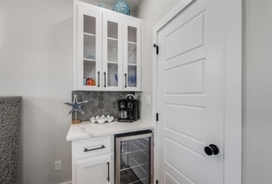 LOCATION,LOCATION,LOCATION.....Welcome to this ideally located