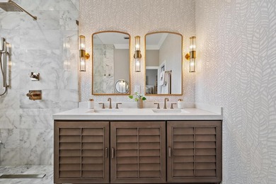 Welcome to refined luxury in this exceptional San Marco model - photo 21