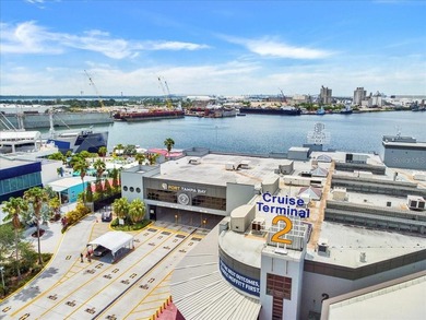 To be built: 3 story, 4 bedroom, with Den, 4.5 baths. Zoned - photo 28