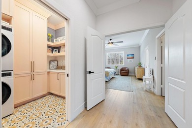 Welcome to refined luxury in this exceptional San Marco model - photo 32