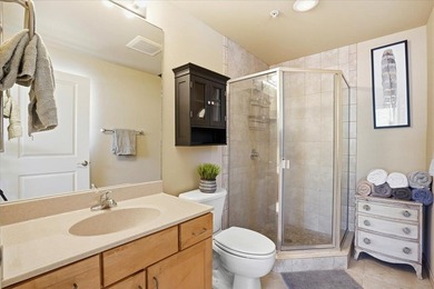 This fully furnished 1 bedroom, 2 bathroom ground floor condo - photo 19
