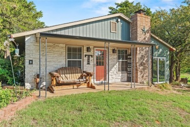 Cedar Lake Home For Sale in Hinton Oklahoma