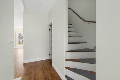 Welcome to your dream home at 2 Birch Street, a charming and - photo 21