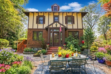 Welcome to a rare and enchanting property in the prestigious - photo 1