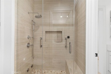 Perched at the highest point in Crystal Cove, 14 Rockshore Bluff - photo 32