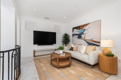 Perched at the highest point in Crystal Cove, 14 Rockshore Bluff - photo 34