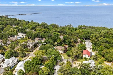 Live the Fairhope lifestyle in this adorable Bluff cottage at - photo 46