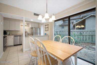 Desirable CORNER UNIT offering a rare and versatile TWO-BEDROOM - photo 10