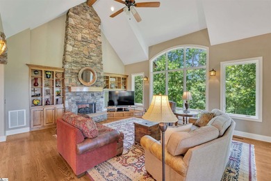 A Golfers Dream! This mountain cottage is uniquely positioned to - photo 5
