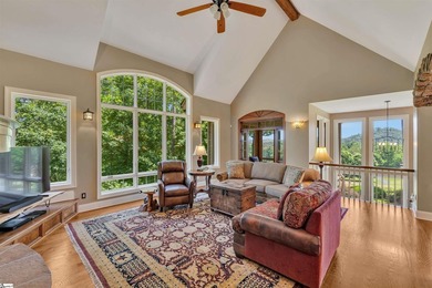 A Golfers Dream! This mountain cottage is uniquely positioned to - photo 6