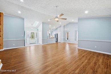 Designed with comfort and easy living in mind, this beautifully - photo 14