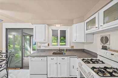 Just Listed! Welcome home to this charming 4-bedroom Cape Cod - photo 15