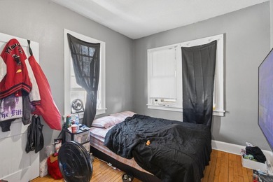Amazing opportunity to own a cash-flowing duplex with future - photo 17