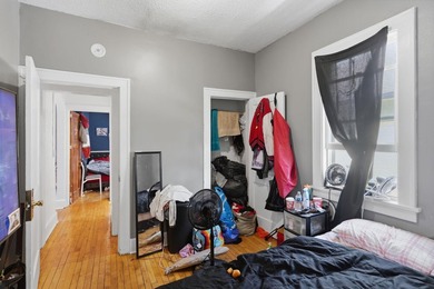 Amazing opportunity to own a cash-flowing duplex with future - photo 18