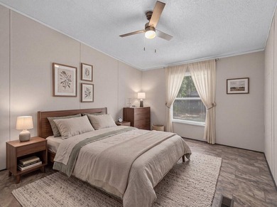 Welcome to 623 Barn Road in Bonneau, a beautifully updated - photo 21