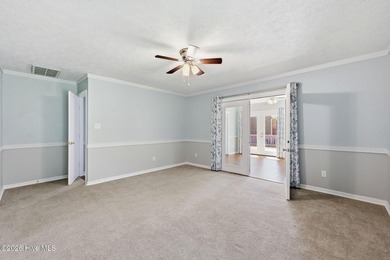 Designed with comfort and easy living in mind, this beautifully - photo 24
