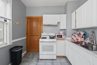 Amazing opportunity to own a cash-flowing duplex with future - photo 25