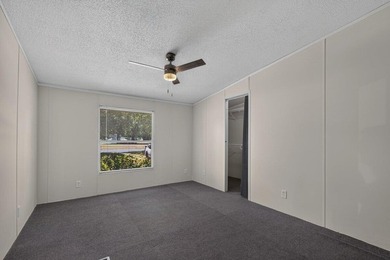 Welcome to 623 Barn Road in Bonneau, a beautifully updated - photo 26