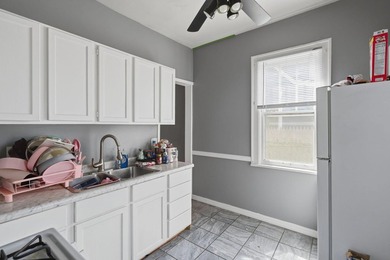Amazing opportunity to own a cash-flowing duplex with future - photo 26