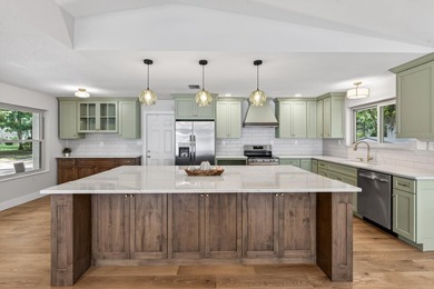 Experience the perfect blend of luxury, craftsmanship, and - photo 8