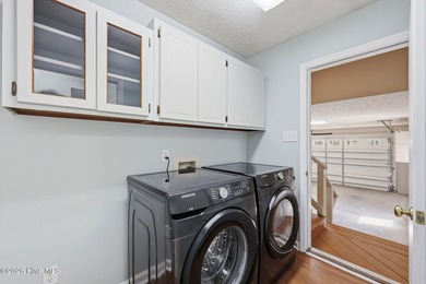 Designed with comfort and easy living in mind, this beautifully - photo 36