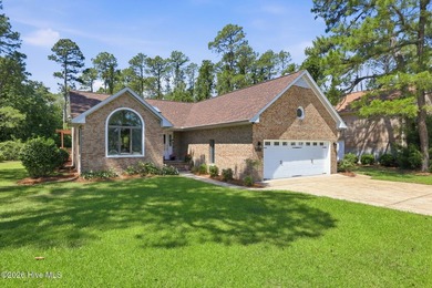 Designed with comfort and easy living in mind, this beautifully - photo 41