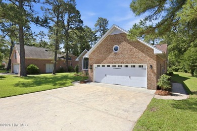 Designed with comfort and easy living in mind, this beautifully - photo 45