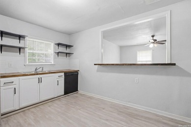 Welcome to 410 Carroll, a well-maintained 3-bedroom, 2-bath home - photo 8