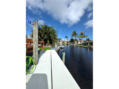 St. Lucie River Home For Sale in Stuart Florida