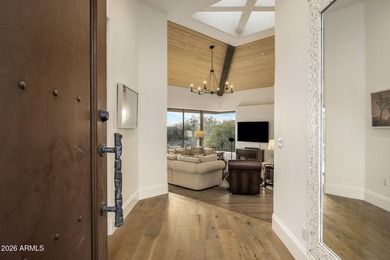 Timeless desert architecture meets refined modern livingpletely - photo 11