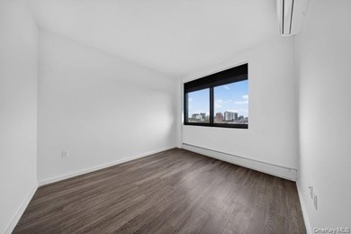 -Modern Luxury Rare Tax-Abated Condo in the Heart of Flushing - photo 11