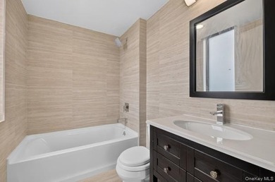 -Modern Luxury Rare Tax-Abated Condo in the Heart of Flushing - photo 15